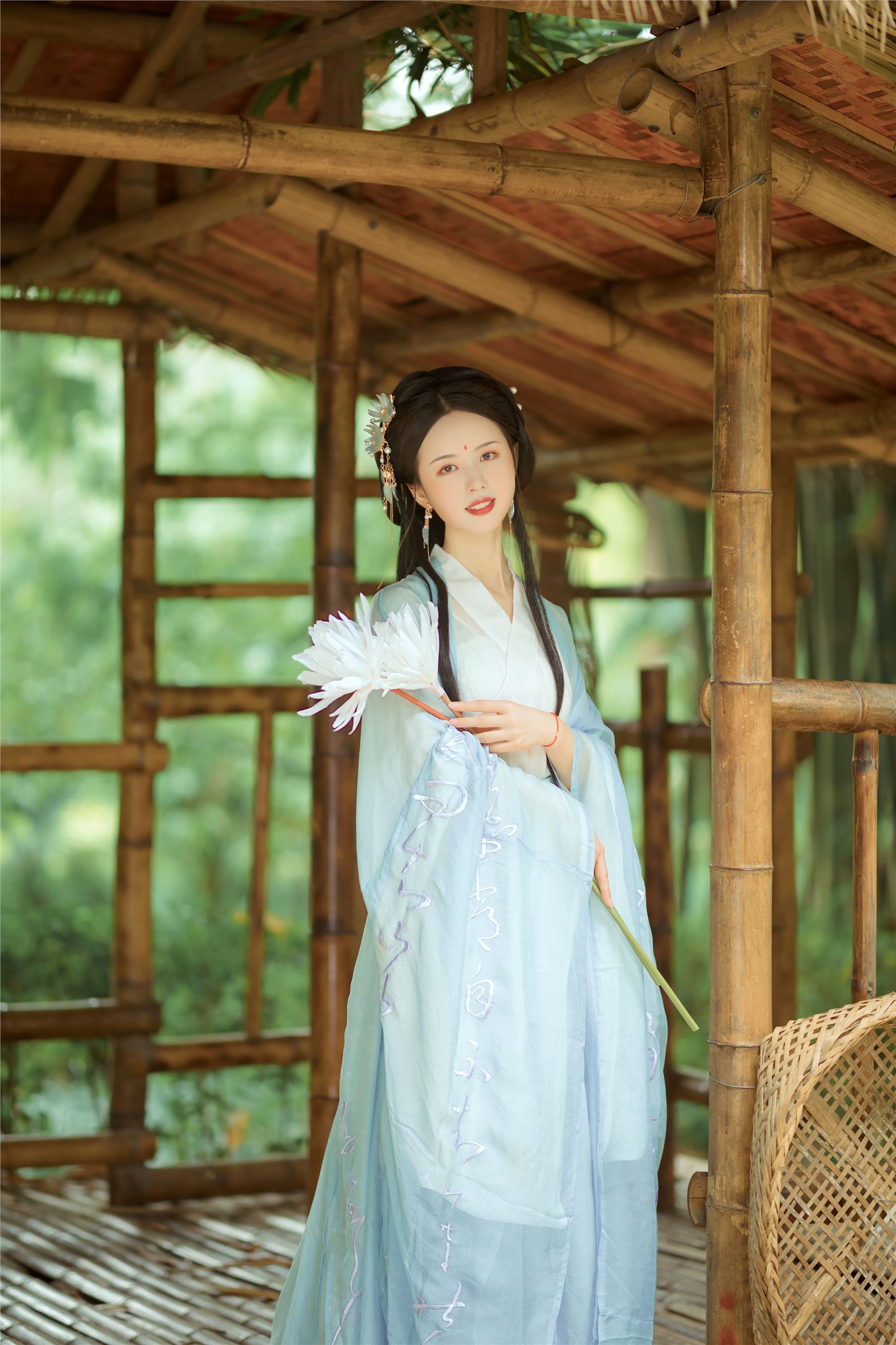 YITUYU艺图语 2021.09.02 偷得浮生半日闲 倩倩